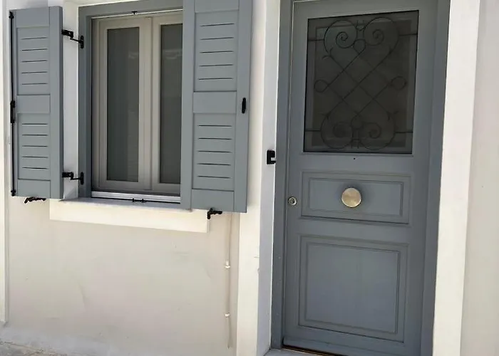 Thania\'S House ,4 Minutes From The Center Of Hermoulis