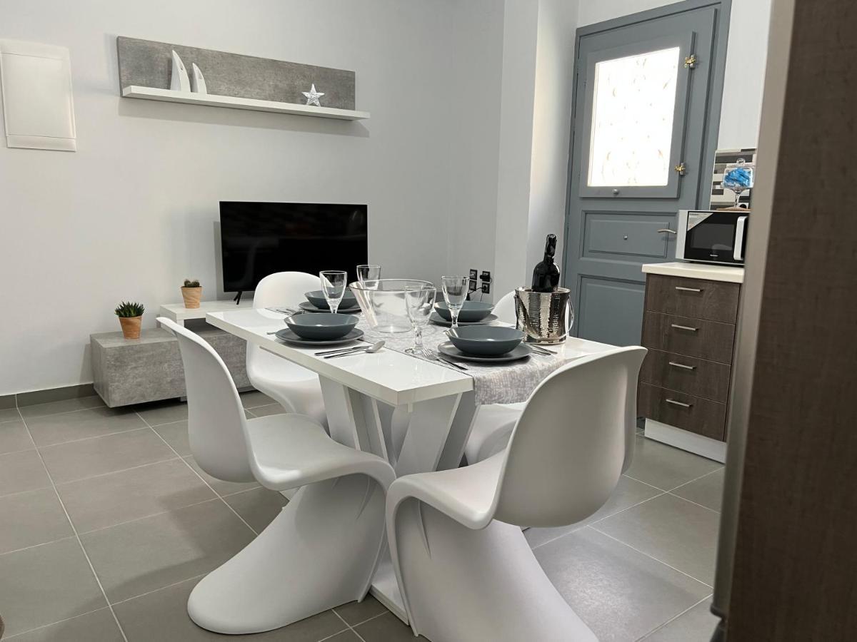 Thania's House ,4 Minutes From The Center Of Hermoulis *